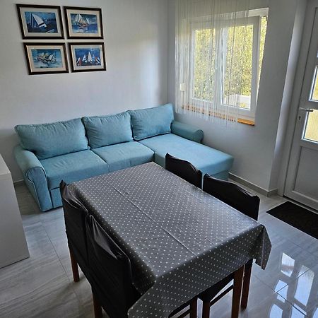 Seaside Apartments With A Swimming Pool Barbat, Rab - 4951 Barbat na Rabu المظهر الخارجي الصورة